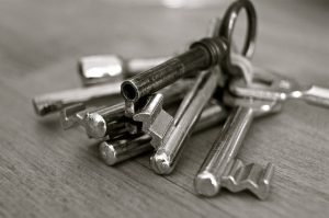 keys-buying-a-house-in-france